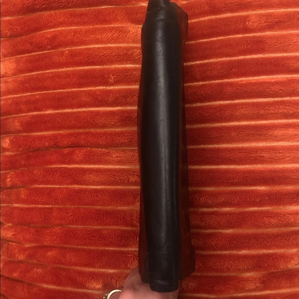 HOBO Lauren Double-Frame Clutch Wallet in Black Vintage Leather - Picture 11 of 13